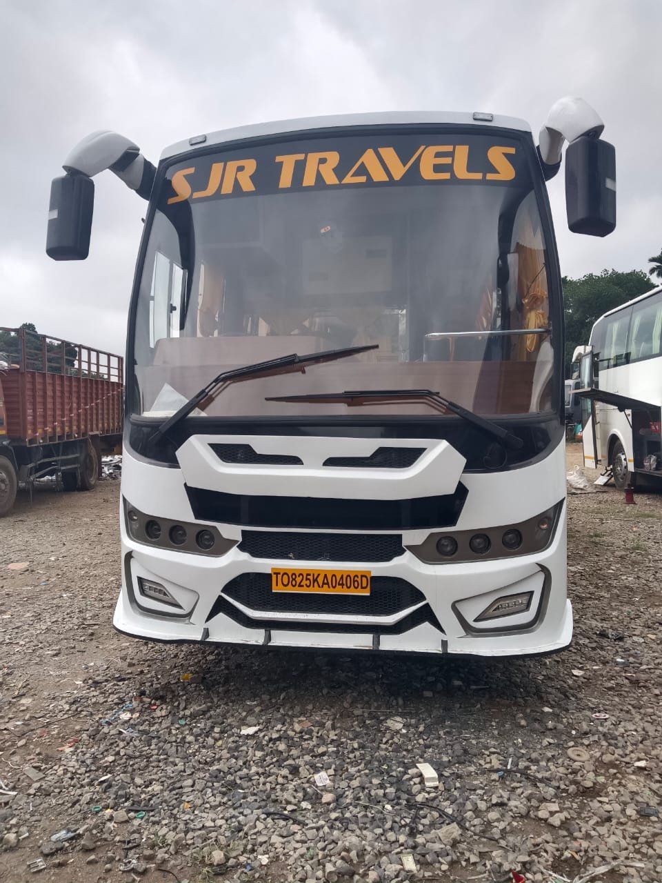 25 Seater — 25 Seater