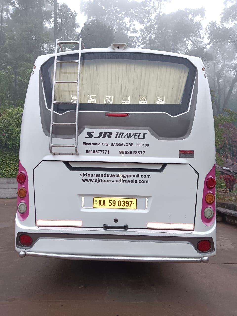 SJR Tours and Travels luxury coach & bus